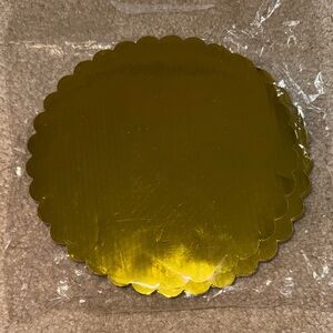 Cake Boards, Gold Scalloped Round Cake Board, NEW, 10 pieces